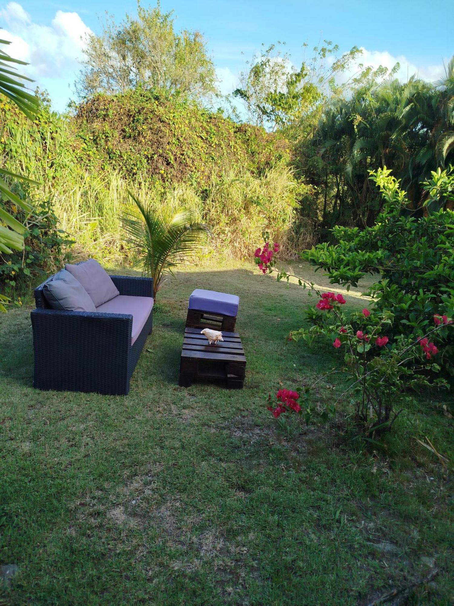 Ti-Case Appartement Jacuzzi A 100M De La Plage Sainte-Luce Exterior foto
